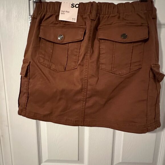 SO High Rise Brown Cargo Skirt Size 11 NWT - Picture 3 of 9